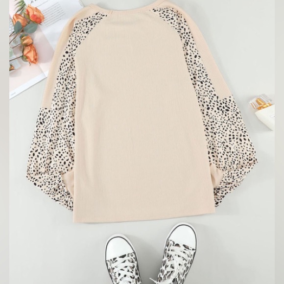 *Last One* Plus Size Cream Ribbed Top w/ Leopard Print Balloon Sleeves, 2X - Picture 5 of 14